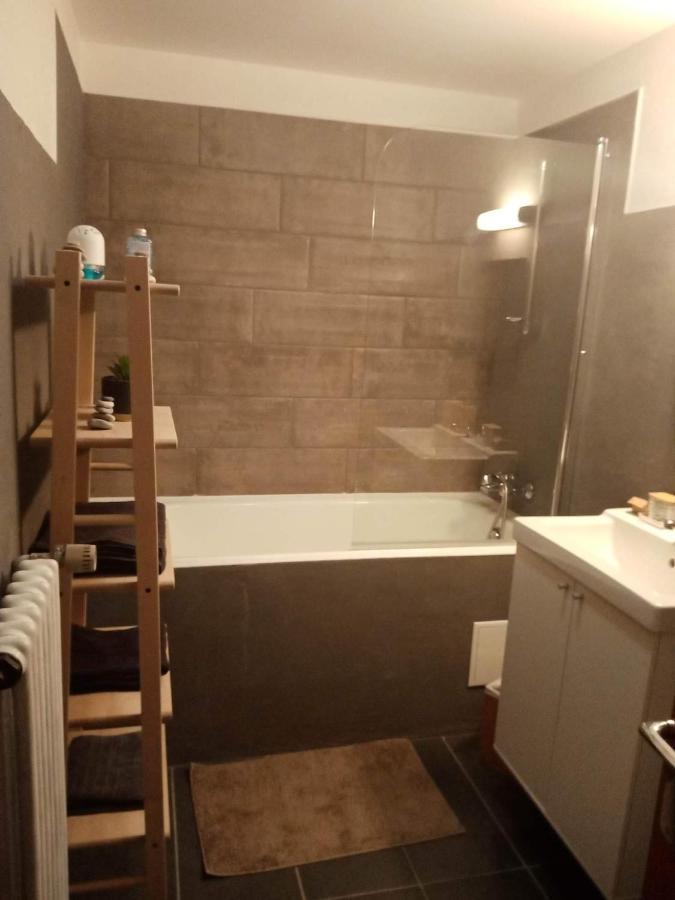 Les P'Tites Pistes Bed & Breakfast Chaux-des-Pres Exterior photo
